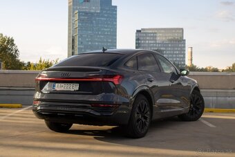 Audi Q8 e-tron Sportback 55 S line quattro - 5