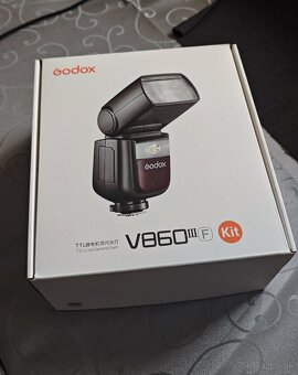 Godox Speedlite V860III F - 5