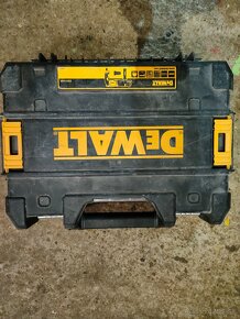 DeWALT D25144K kombinované kladivo (3 J) - 5