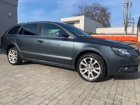 Škoda Superb combi 4 x4 - 5