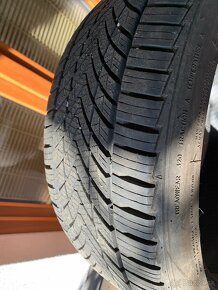 Celorocne pneu Rotalla 215/40 R17 - 5