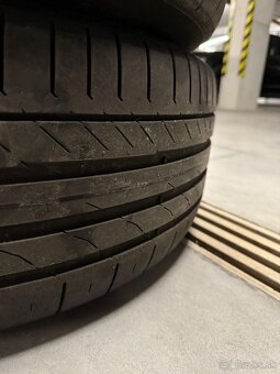 Predám letné pneumatiky 235/45 R20 - 5