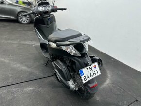 Piaggio Beverly 350 Sport touring ABS - 5