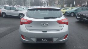 Hyundai i30 1.4 CRDi DOHC 16V Comfort - 5