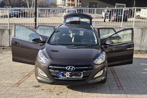 Hyundai i30 1.6 MPI CVVT YES Combi - 5