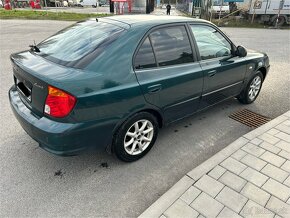 Hyundai Accent 1,4 benzin 185000km - 5