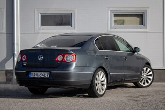 Volkswagen Passat 1.8 TSI Highline - 5