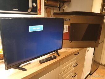 Predám LED Televízor Sencor,32"82cm - 5