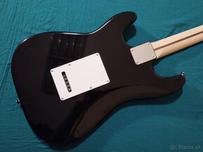 Korean 1994 Squier by Fender Stratocaster, Classic Black MIK - 5