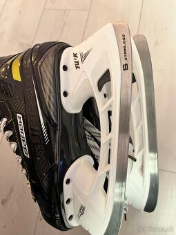 BAUER SUPREME VEĽKOSŤ 4EE - 5