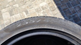 Letné pneumatiky Pirelli Cinturato 235/45 R18 - 5