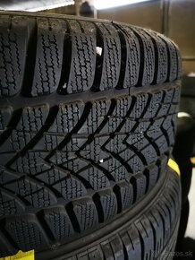 Predám zimný komplet Audi 225/50R17 - 5