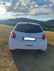 Peugeot 208, r.v.2014, 1.2 PureTech, 60kw, benzín - 5