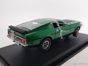 1:18 - Ford Mustang Mach 1 (1971) - Sun Star - 1:18 - 5