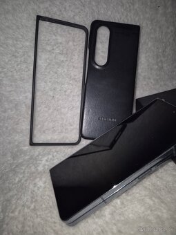 Samsung galaxy Z Fold4 - 5