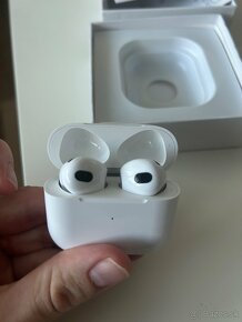 AirPods 3 - 5