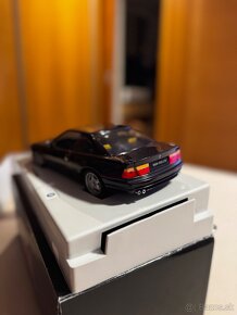 Bmw 850 CSi 1:18 - 5