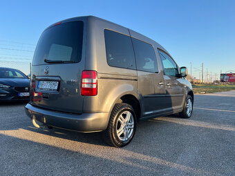 VW Caddy 1.6TDI diesel, 75kW, AT/7, rok:07.2011. - 5