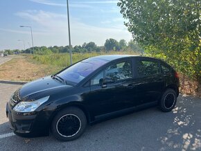 Citroen C4 1.4i 16V - 5