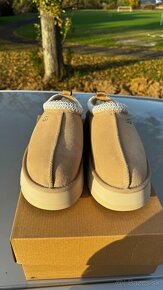 UGG TAZZ SAND - 5