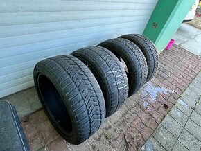 Predám zimné pneumatiky 225/45 r17 - 5