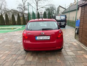 Kia Ceed 1.4 Benzín - 5