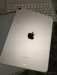 tablet Apple iPad Air 5. generácia (2022) čip M1 64GB - 5