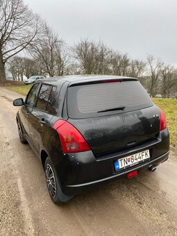 Suzuki Swift 1.3 benzín 4x4 - 5