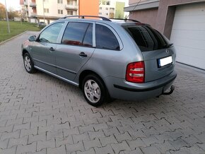 SKODA fabia  COMBI 1.4 MPI 50 KW  R V 2002 - 5