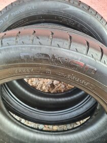 215/55 R17 Nokian letne 2ks - 5