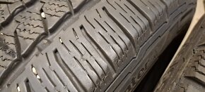 Predám 2ks slušné zimné 215/65r16C Conti na dodávku - 5