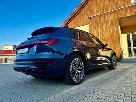 Audi Q8 e-tron 55 S line quattro - 5