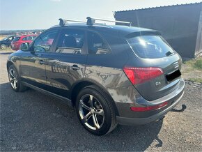 Audi Q5 2.0 TDi Quattro (4x4) - 5