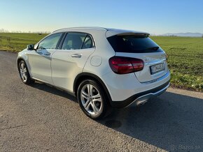 Mercedes-Benz GLA 180d A/T 2017 - 5