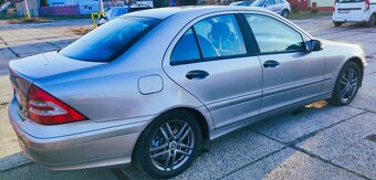 Mercedes Benz c200 w203 - 5