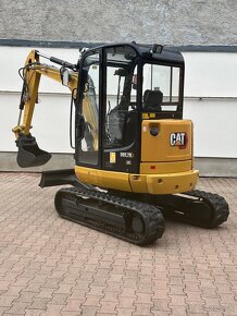 CAT 302,7 CR  rv 2021. 940mth - 5