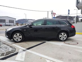 Opel Insignia Sports Tourer - 5