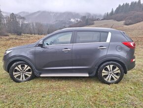 KIA SPORTAGE 2.0 CRDI 4x4 100 kw A/T automat kup.v SR - 5