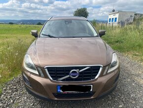 Volvo XC60 3.2 Benzín 179kW - 5