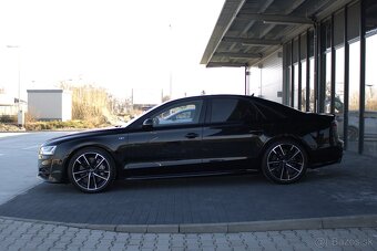 Audi S8 PLUS Quattro AT8 (610k) - 5