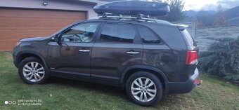 KIA Sorento 2.2 145kw 4x4 2010 Diesel SUV - - 5