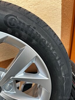 5x112 R17 7J ET45 originál + 215/55 R17 Continental (2024) - 5