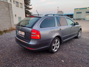 Škoda Octavia 2 lift Combi 2.0 - 5