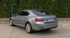 Škoda Superb 2.0 TDI SCR Style+ 4x4 DSG - 5