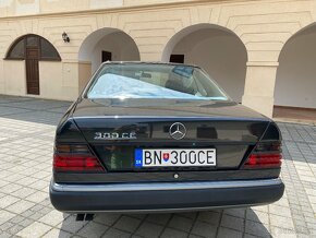 Mercedes W 124 - 5