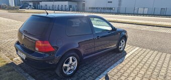 Predám volkswagen GOLF 4 1.4i 16v - 5