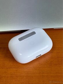 Apple AirPods Pro Náhradné nabíjacie púzdro - 5