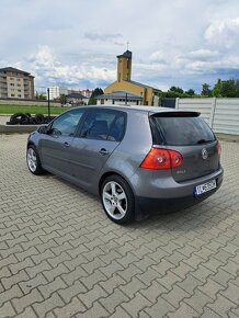 Golf 5 1.6 i - 5