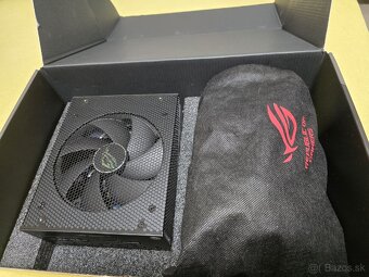 ASUS ROG STRIX 850W GOLD AURA - 5