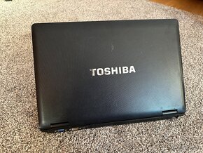 Predám 15.6" notebook Toshiba Tecra A11-18J - 5